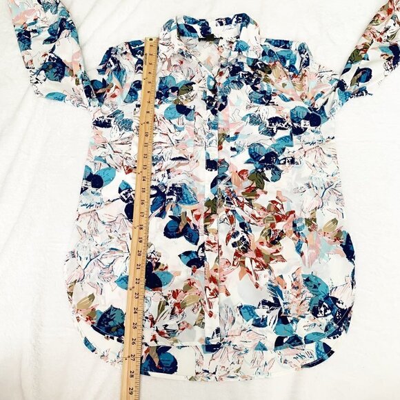 5/$25 Attention bold spring florals lightweight flowy long sleeve collared top - Picture 7 of 7